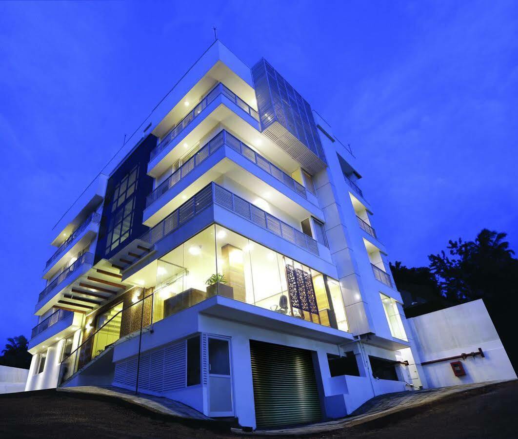 Park Connect Hotel Kochi Exterior photo